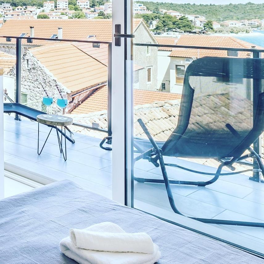 Luxury Apartments Skalinada Near Beaches, Tisno - Dalmatia エクステリア 写真